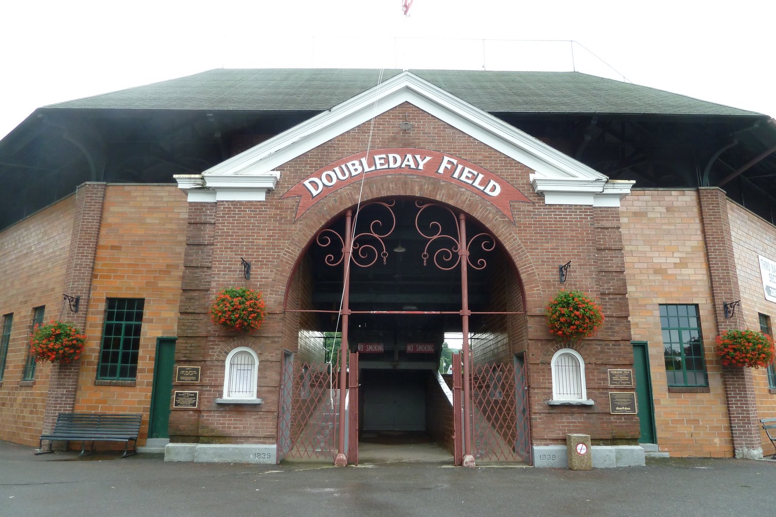 Munday's the Arizona Roadrunners Doubleday Field