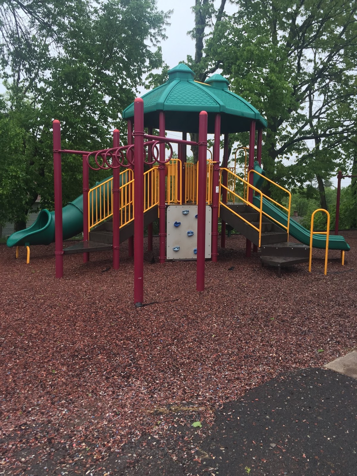 Duluth Playgrounds Woodland Rec Center Park